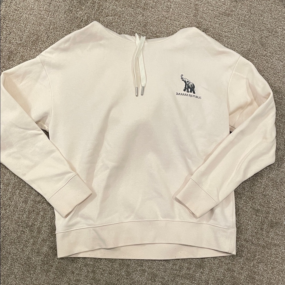 Banana Republic Cream Crew Neck Sweater